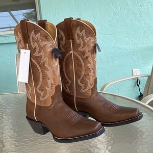 Shyanne Boot Barn Brand new square toe boots never worn